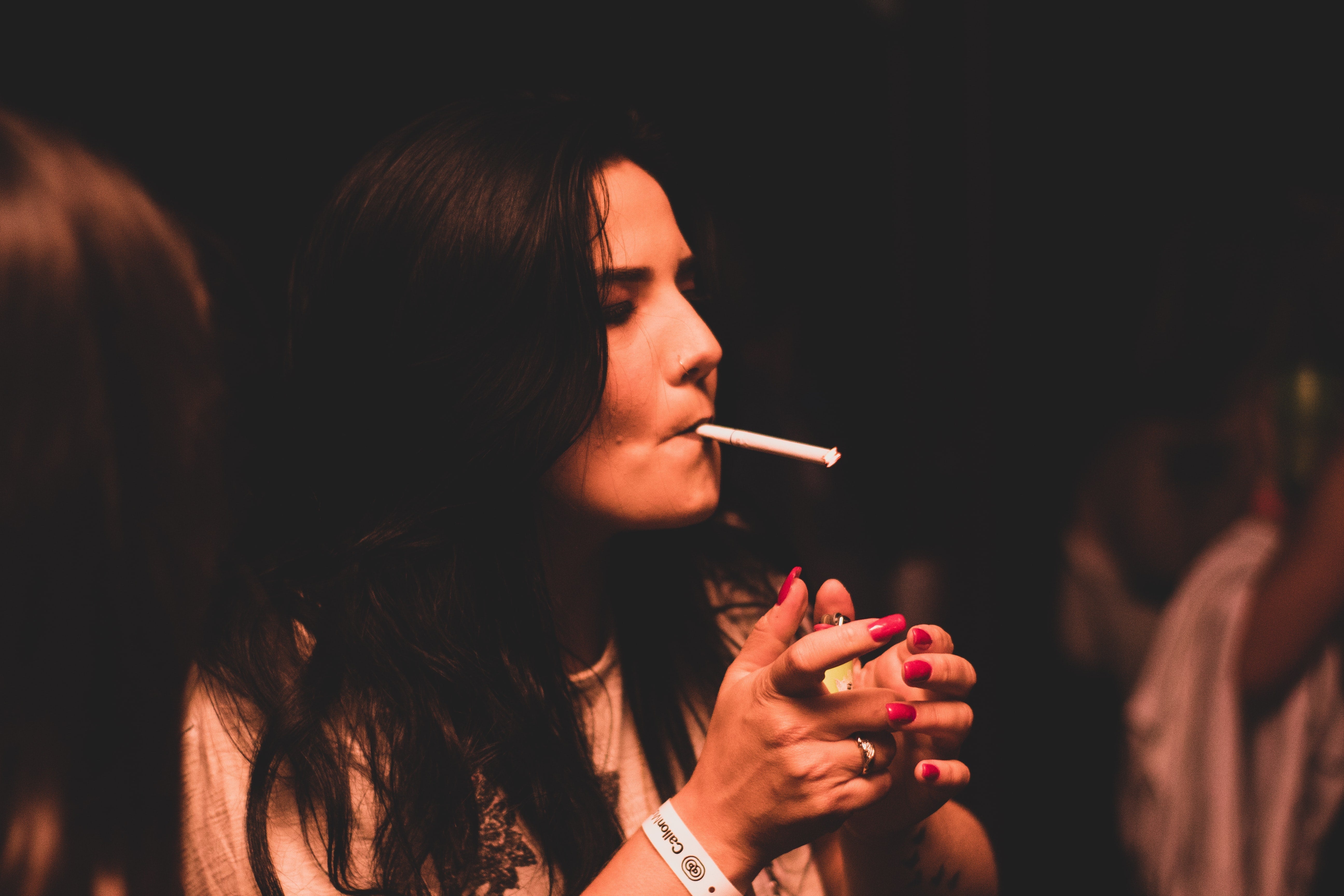 reverse hyperpigmented lips smokers
